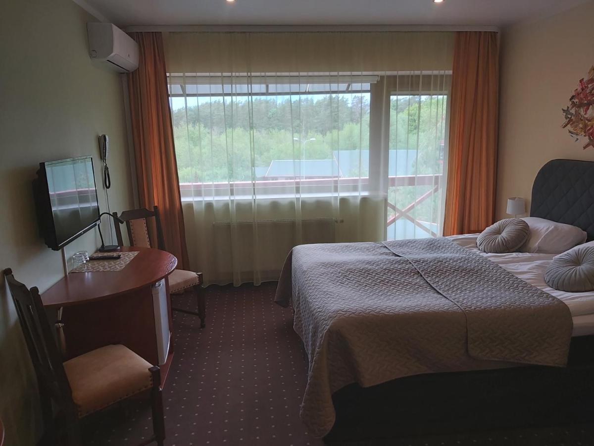Hotel Green Smiltyne Panevėžys Exteriör bild